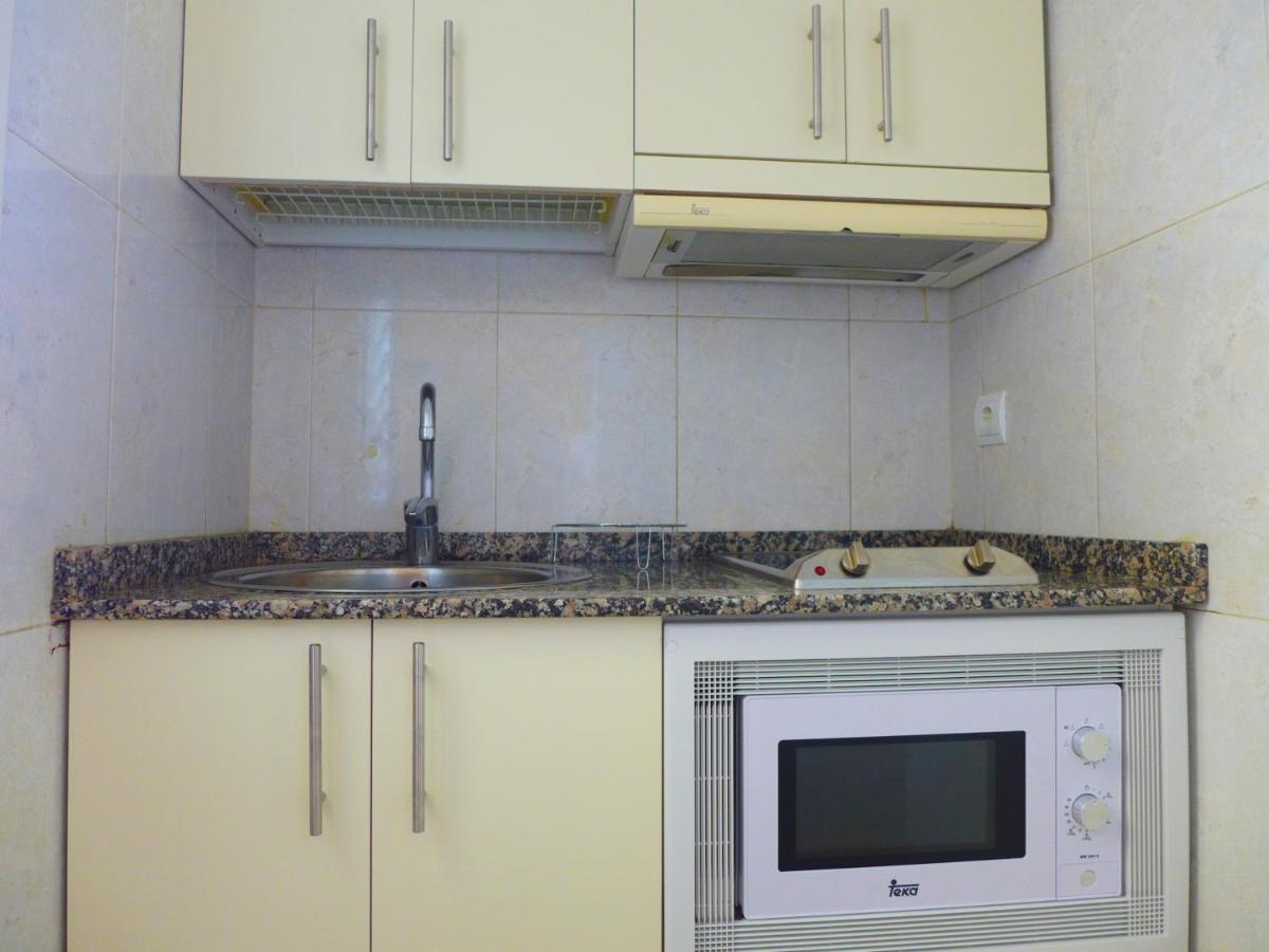 Alboran Study Apartment ซาลอว์ ภายนอก รูปภาพ