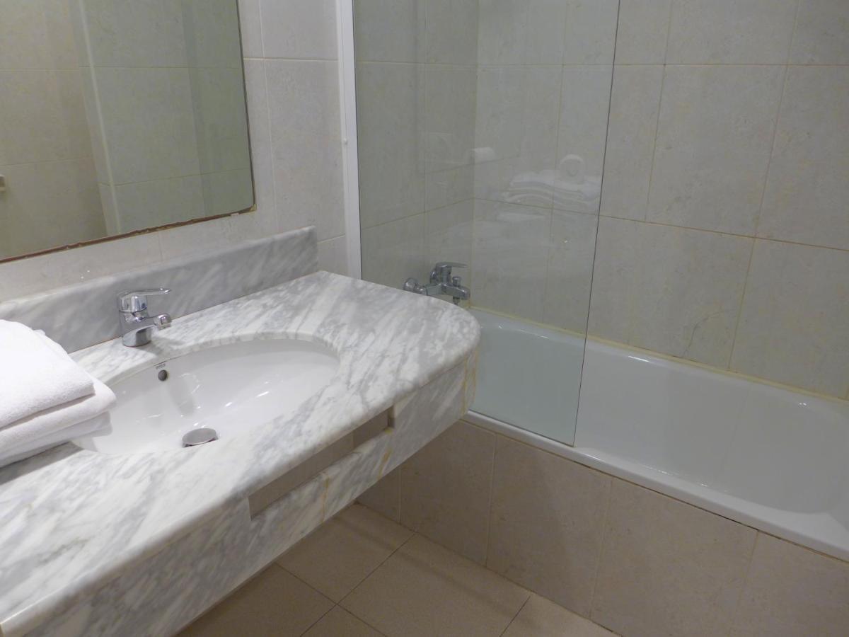 Alboran Study Apartment ซาลอว์ ภายนอก รูปภาพ